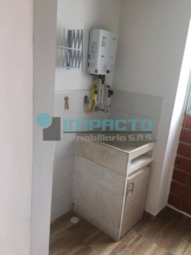 SE ARRIENDA APARTAMENTO EN CALASANZ COD 11113 v