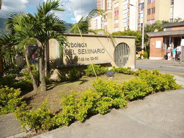 vendo apartamento en  unidad residencial arboleda del seminario buenos aires