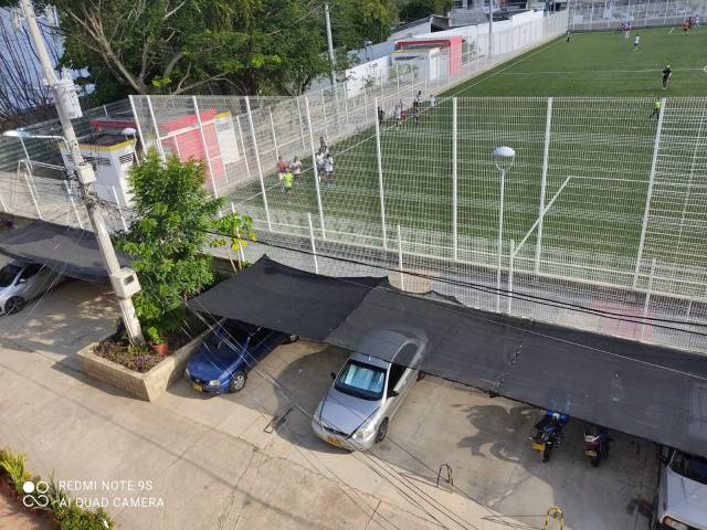 Edificación de 3 pisos con placa en Cartagena, Alameda la Victoria cerca a la Plazuela