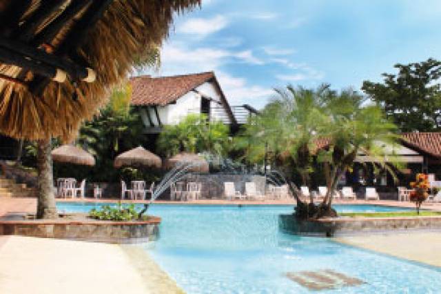 Casa tipo chalet en venta condominio campestre sunvillage Jamundi