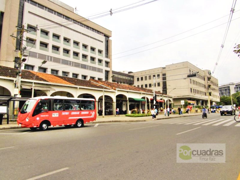 LOCAL COMERCIAL EN VILLAS DEL RIO AL LADO DE LA CLINICA SOMER