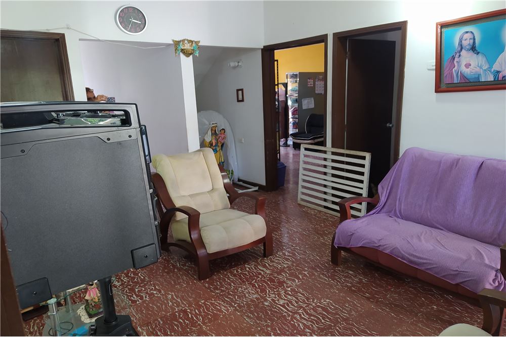 VENTA CASA CON ESPACIO COMERCIAL, CUMARAL,META