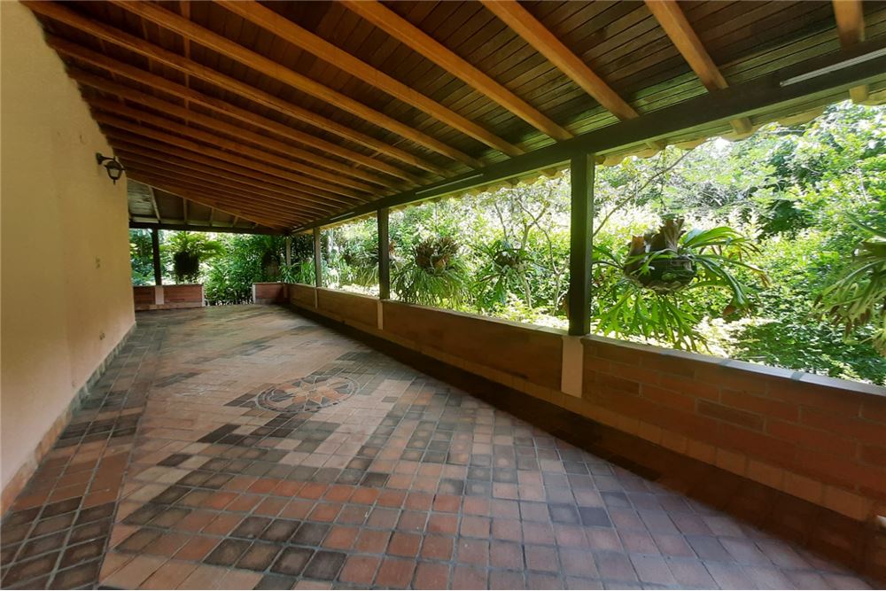 VENTA CASA CAMPESTRE SAN JERONIMO, ANTIOQUIA