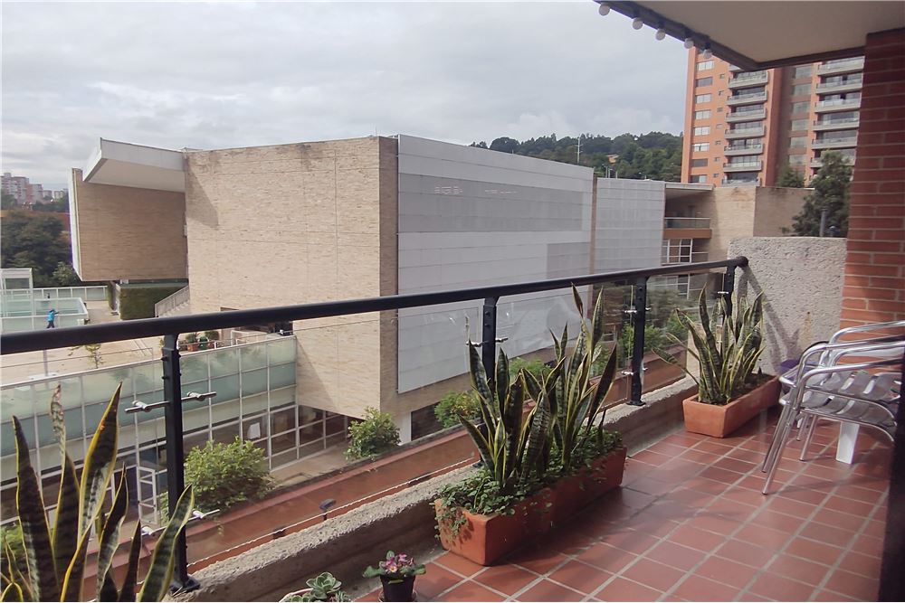 VENTA APARTAMENTO ALTOS DE LA COLINA