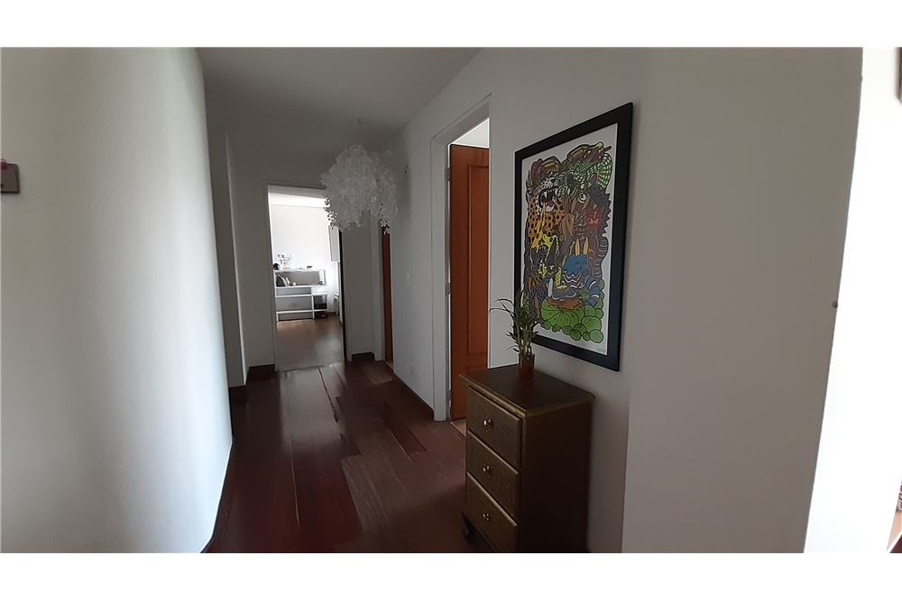 Lindo apartamento en venta en Alhambra