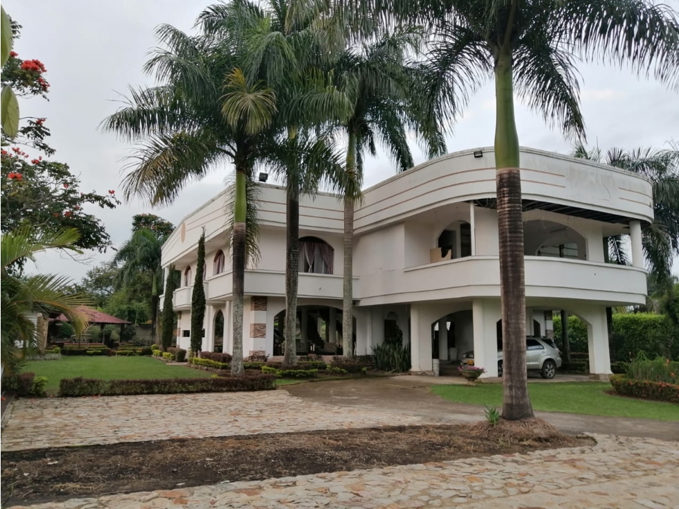 Casa campestre en venta en Jamundi condominio Privilegio
