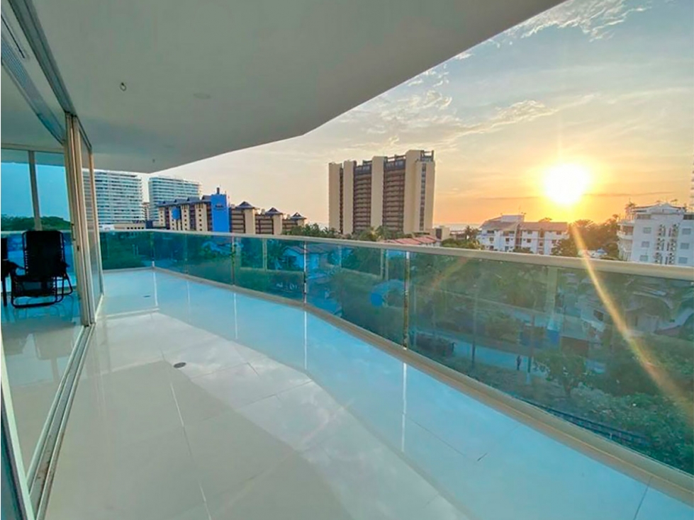 Apartamento en Venta Bellohorizonte, a 250 mts del Mar, Santa Marta