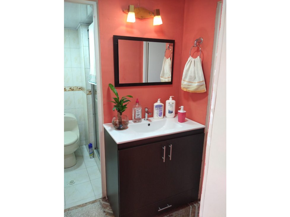 VENTA APARTAMENTO  4 PISO  BARRIO  TUNAL