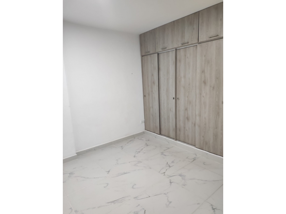 APARTAMENTO EN ALQUILER EN OLAYA