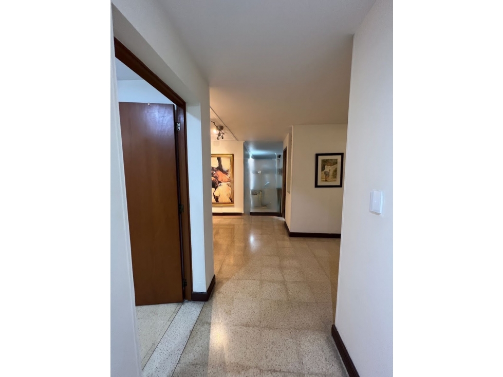 Casa Comercial en Arriendo Medellín Sector Laureles