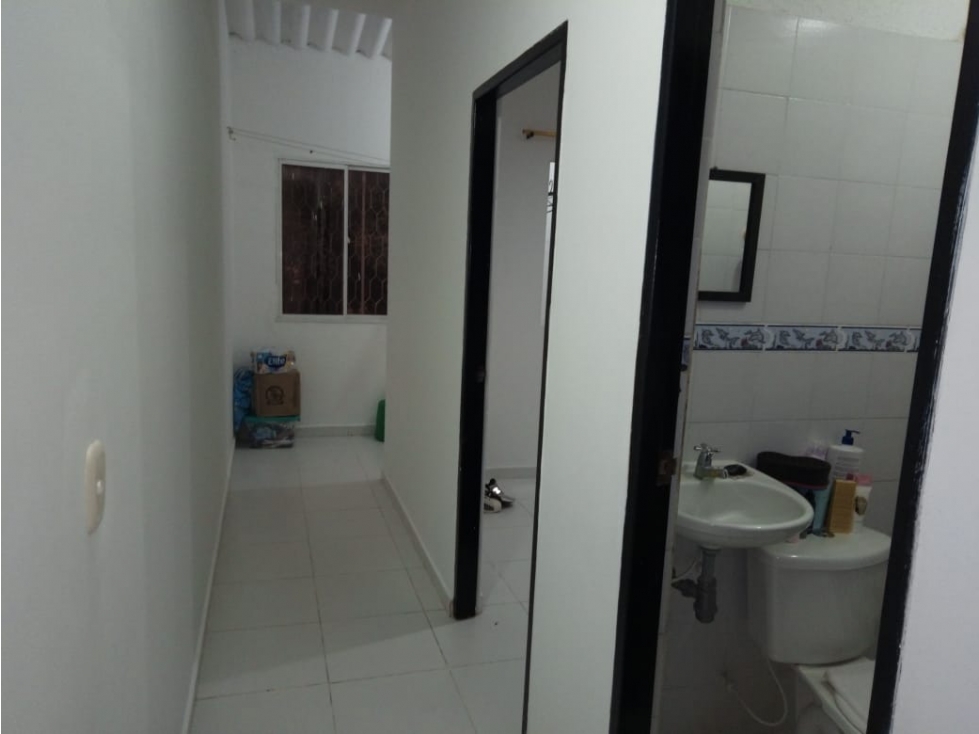 Hermosa Casa Bifamiliar de 2 pisos en Gaira 005