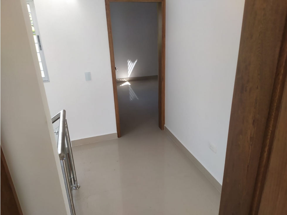 CASA PARA ESTRENAR EN VENTA LA CEJA