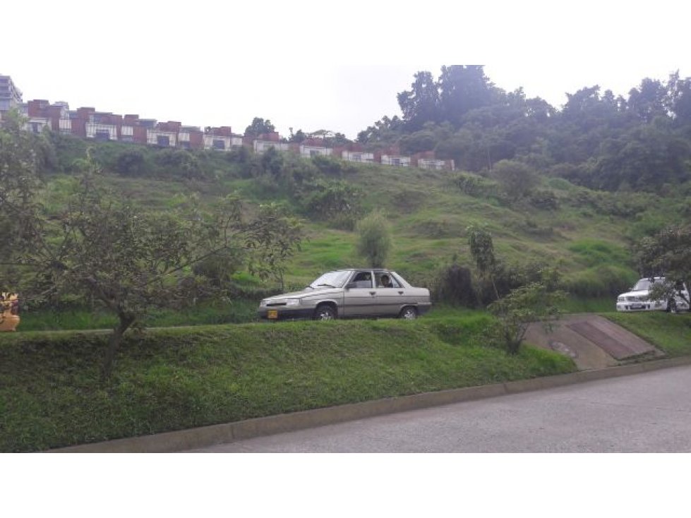 Venta Lote Avenida Kevin Ángel, Manizales Cod 330412