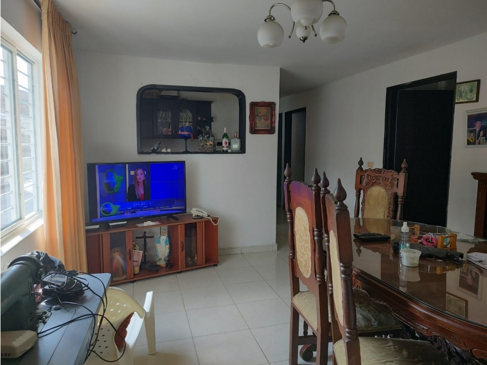 VENDO CASA 1 PISO B/o CRISTOBAL COLON