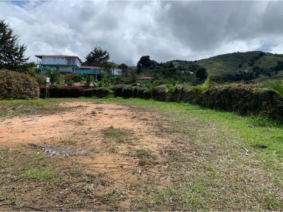 LOTE EN VENTA EN EL PEÑOL ANTIOQUIA