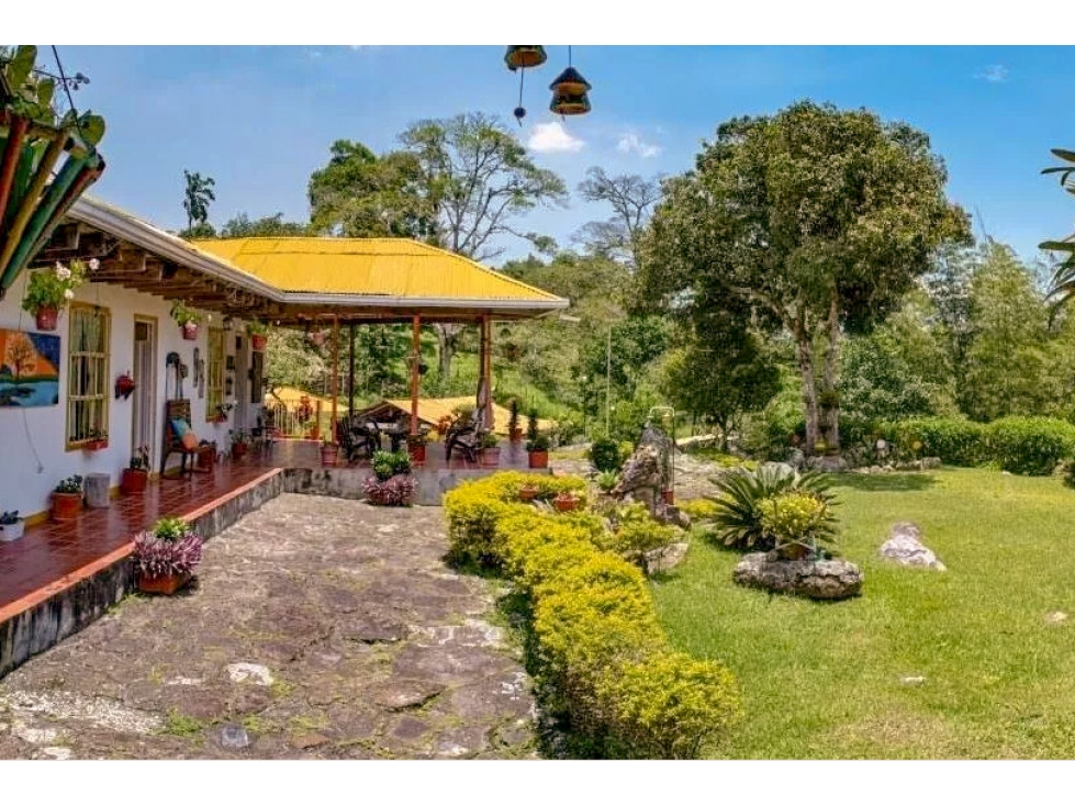 FINCA-VENDE-PERMUTA-SASAIMA