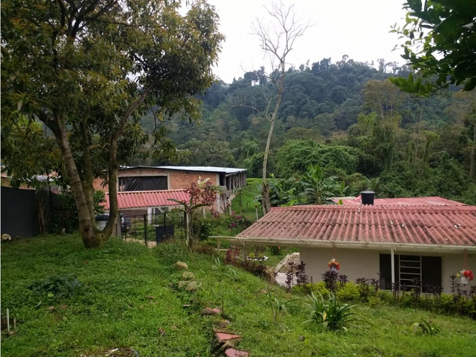 Se vende casa lote rural en  Silvania Cundinamarca