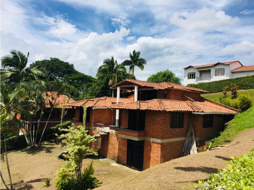 CASA CAMPESTRE PARA VENTA EN VITERBO CALDAS, CONJUNTO CERRADO