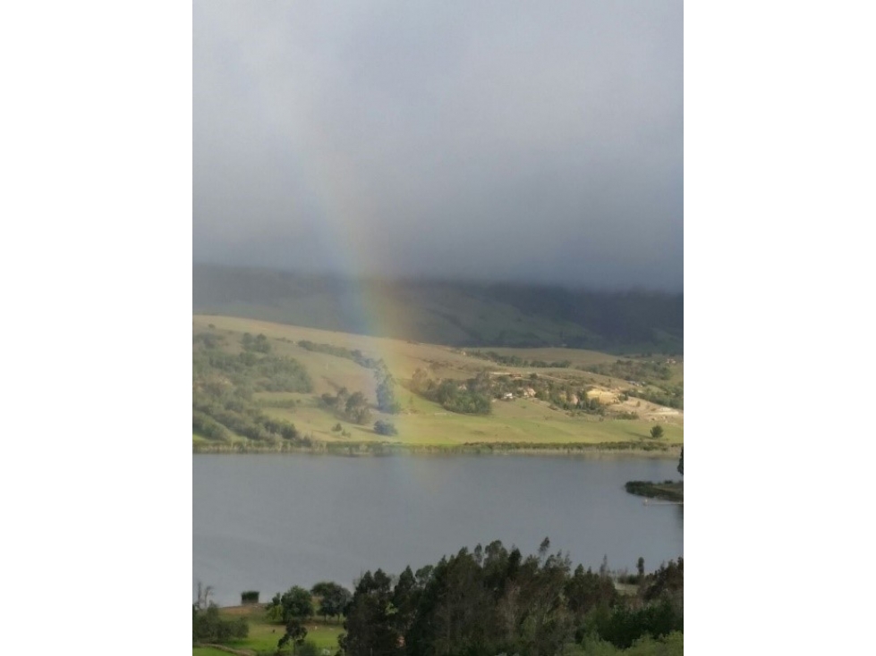 LOTE CON VISTA A  LA LAGUNA NATURAL DE SUESCA?