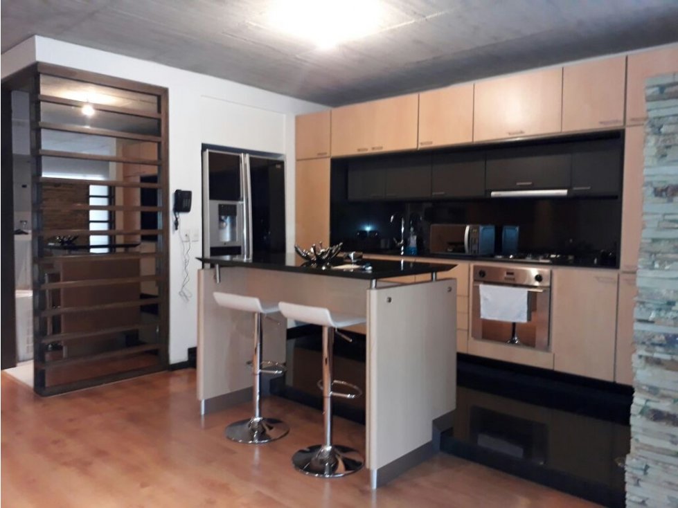 Bogota, Venta Apartaestudio Amoblado Chico Reservado 81 mts