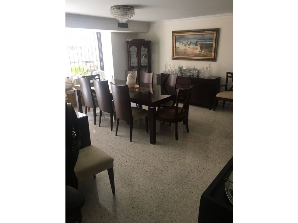 Apto en venta B/quilla barrio Alto prado