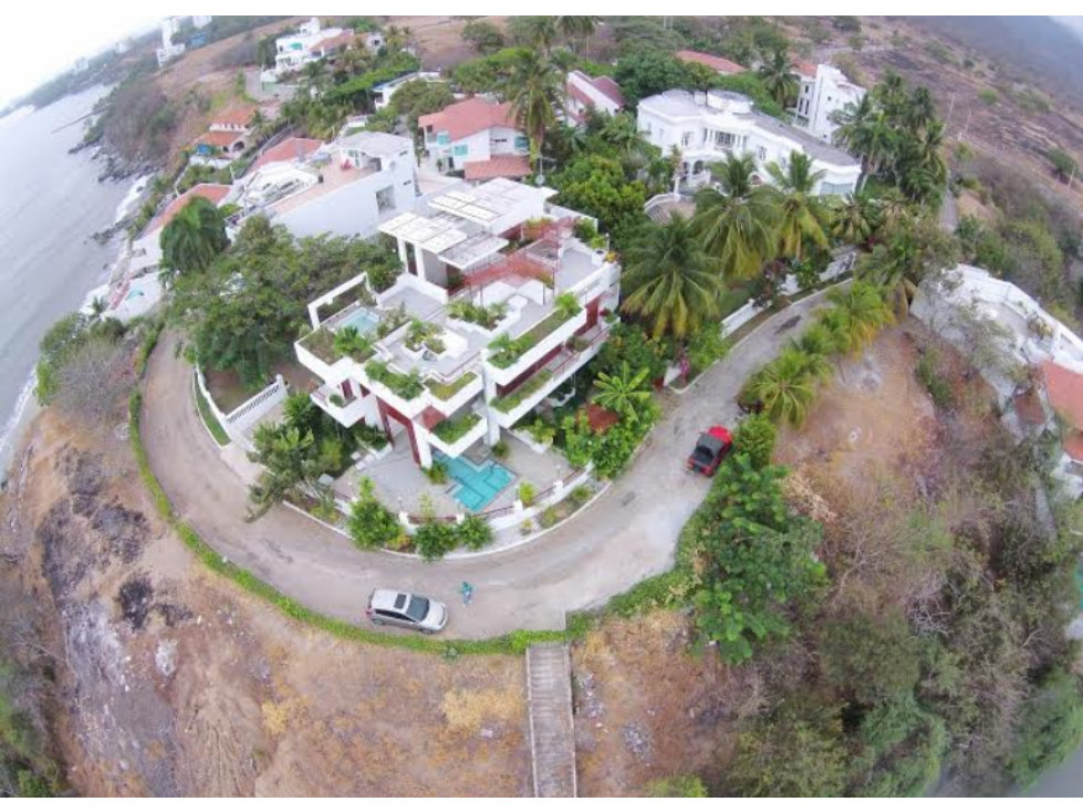 CASA DE PLAYA SANTA MARTA (MAGDALENA)