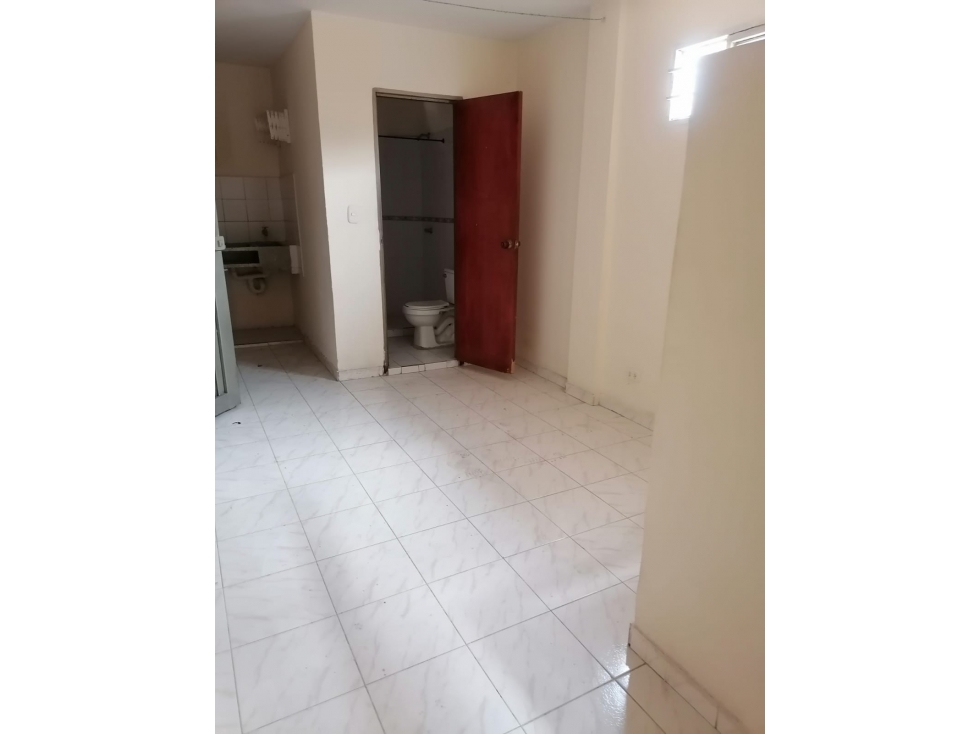 Venta Casa Multifamiliar en Belalcázar, Centro de Cali 438.