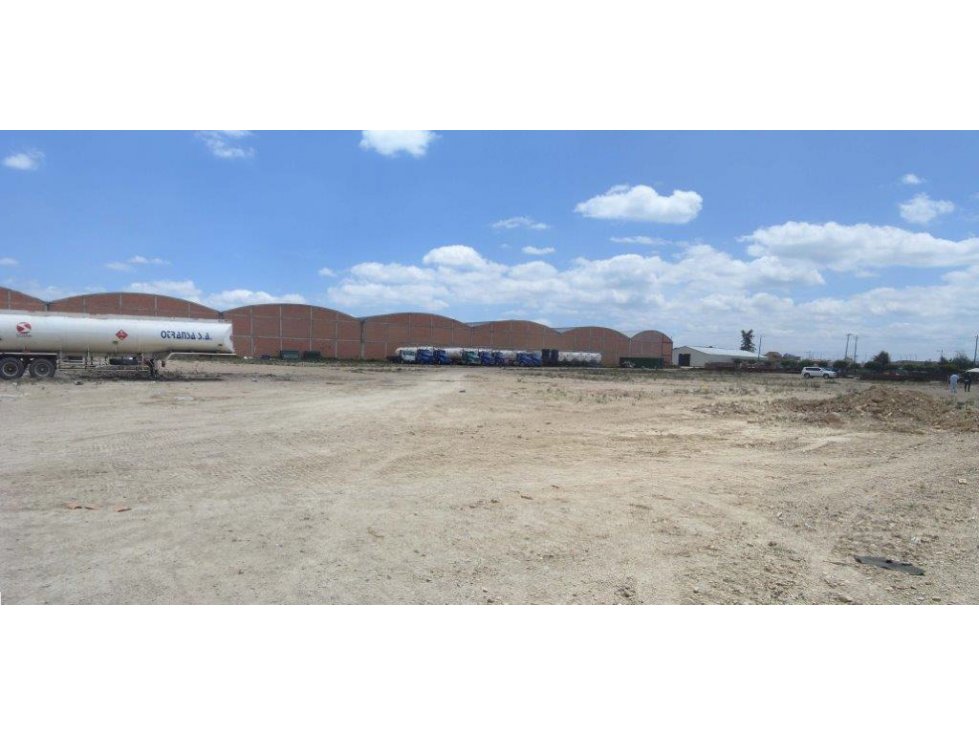 LOTE EN ARRIENDO, SECTOR FUNZA, INDUSTRIAL SOBRE VIA PRINCIPAL