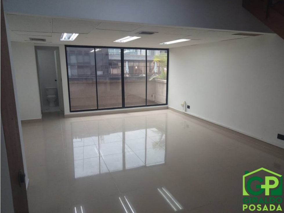 ARRIENDO OFICINA EN EL POBLADO - MILLA DE ORO