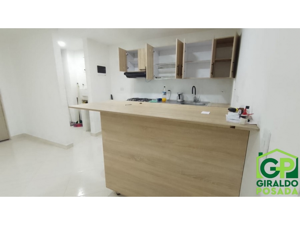 ARRIENDO  APARTAMENTO  EN LAURELES- BARRIO CRISTOBAL