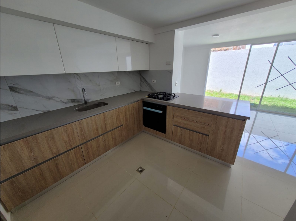 Venta Casa en Obra Semiblanca Condominio en Jamundí Jamundí 7302.