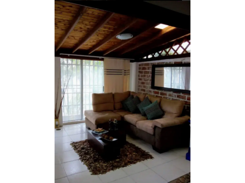 Venta de Casa Condominio Valle del Lili, Sur de Cali 2615.