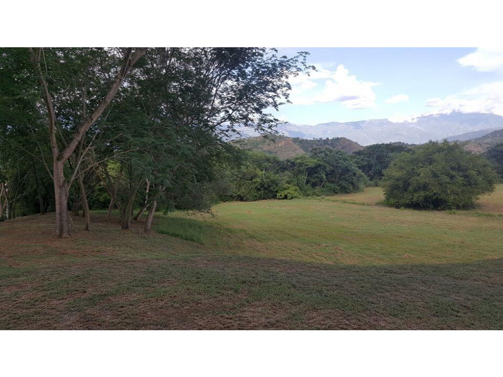 SE VENDE LOTE EN SANTA FE DE ANTIOQUIA