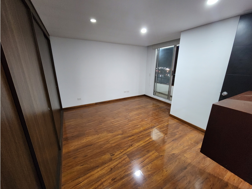 VENTA  APARTAMENTO  EN HAYUELOS