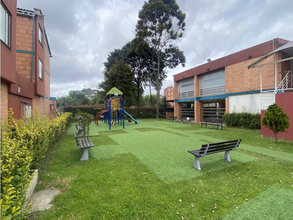 Venta Casa En Alamos Bogotá Conjunto Plazuela De Alamos 2