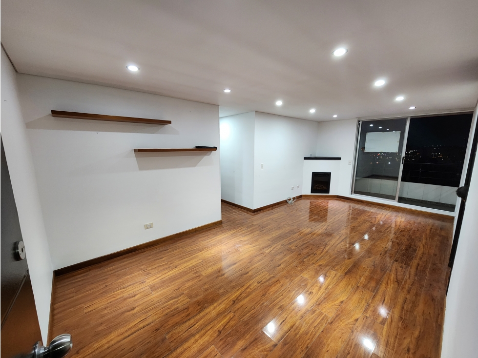 VENTA  APARTAMENTO  EN HAYUELOS