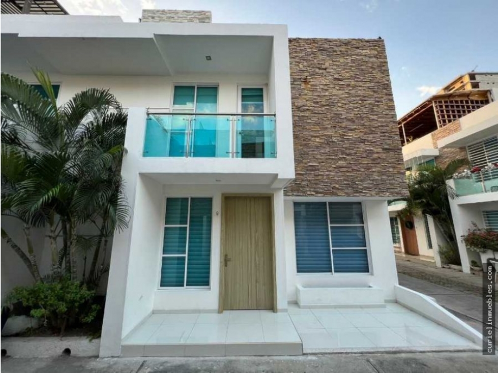 Venta casa de 3 pisos en conjunto cerrado, El Prado