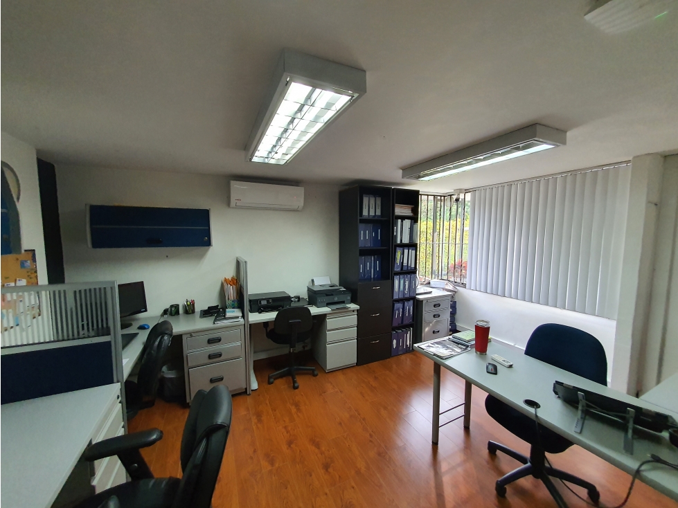 VENTA DE CASA MULTIPROPOSITO POBLADO, IDEAL OFICINAS O COMERCIO