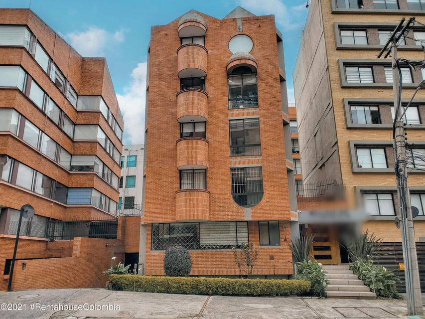 Apartamento en  Bella Suiza(Bogota) FRN:22-874