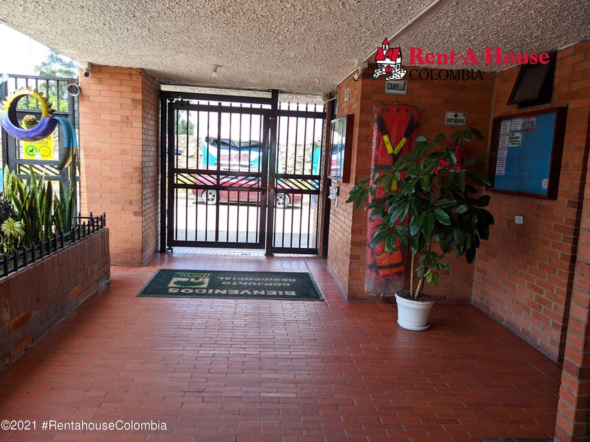 Casa en  Compartir(Soacha) COD: 22-958