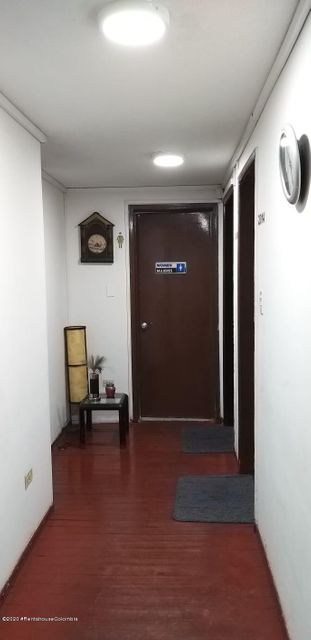 Apartamento en  Pardo Rubio(Bogota) COD: 22-437