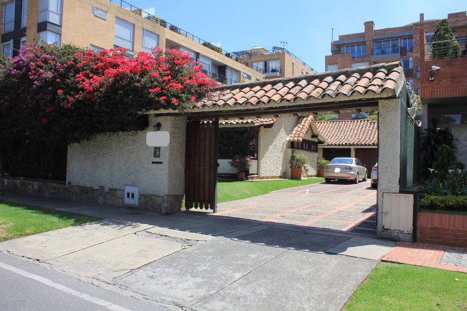 Vendo Casa en  La Calleja(Bogota) C.O  22-1056