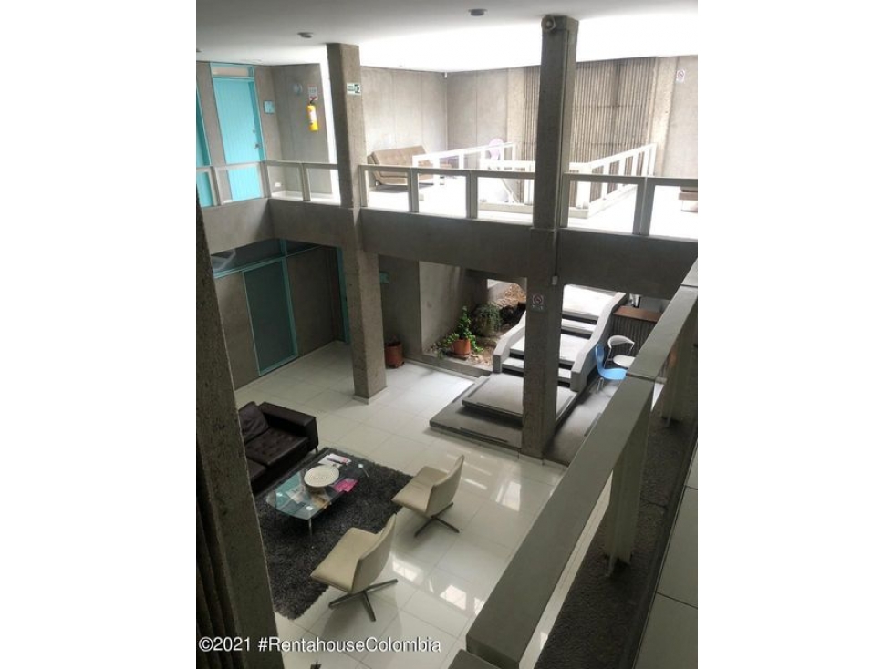 Vendo Comercial en  Chapinero Central C.C 22-1190