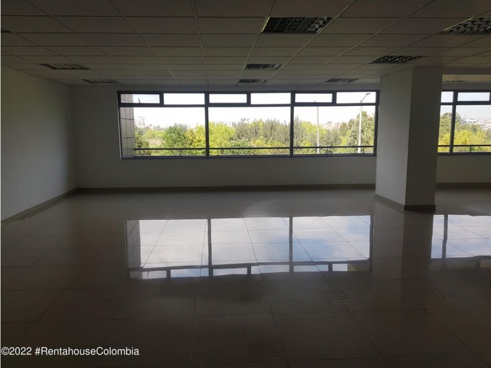 Comercial en  Puerta De Teja RAH CO: 22-2537