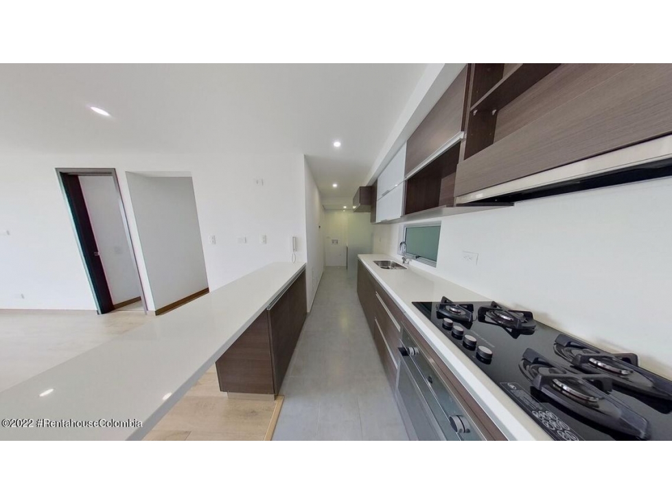 Apartamento en  Caobos Salazar RAH CO: 22-2952