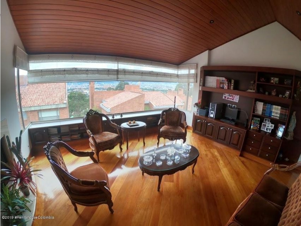 Vendo Casa en  Cerros de Suba(Bogota) C.C 22-1109