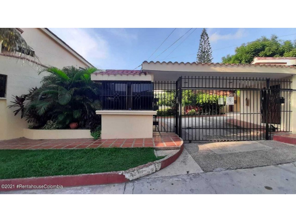 Vendo Casa en  Villa Santos C.C 22-1516