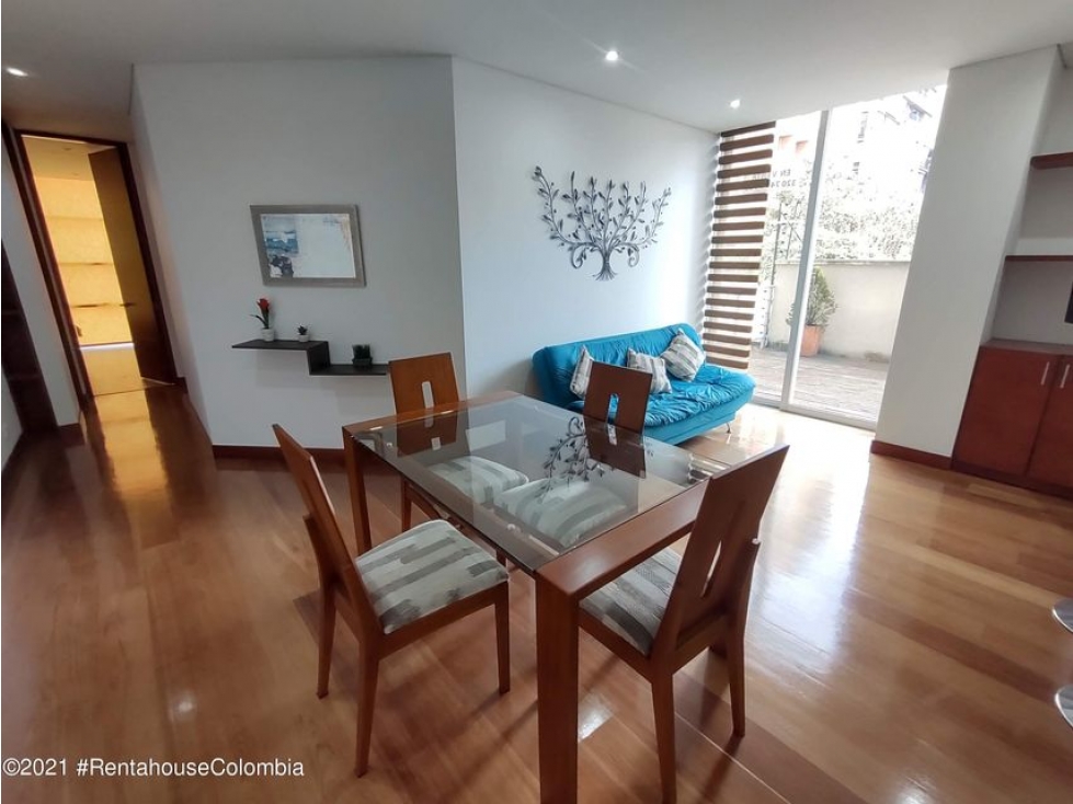 Vendo Apartamento en  Chico Norte C.C 22-1549