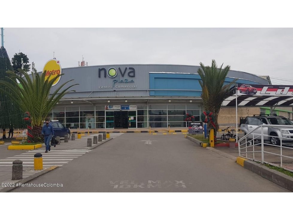 Comercial en  Nova Plaza RAH CO: 22-2002