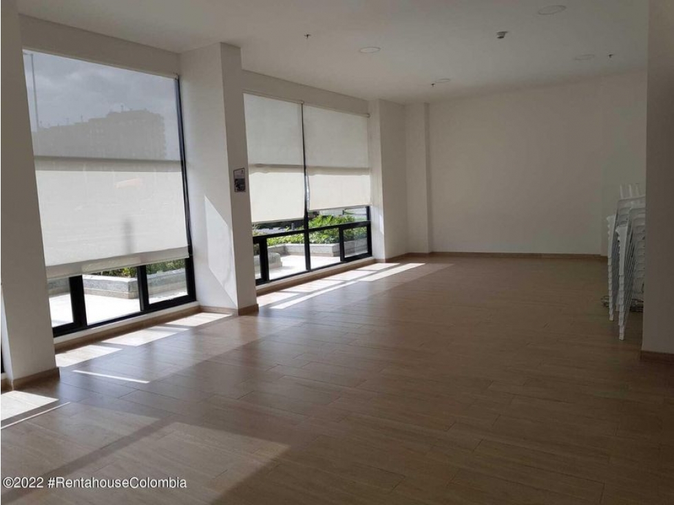 Apartamento en  Normandia(Bogota) RAH CO: 22-2746